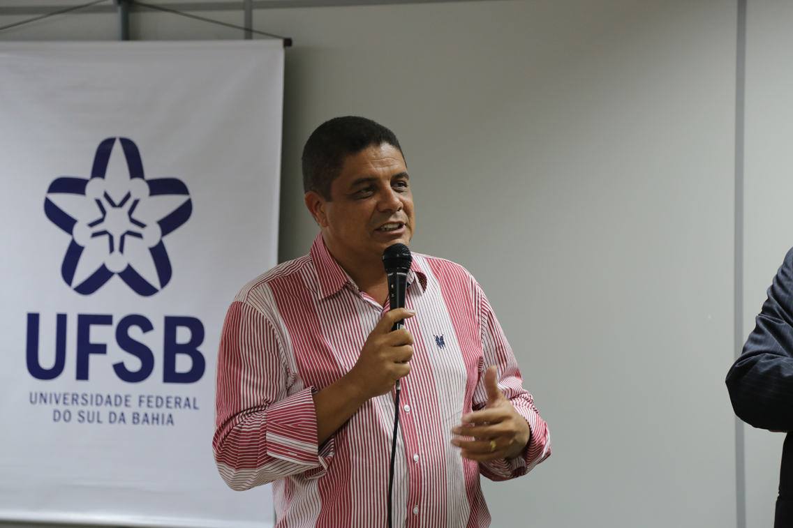 Lenildo, prefeito e representante da Amurc